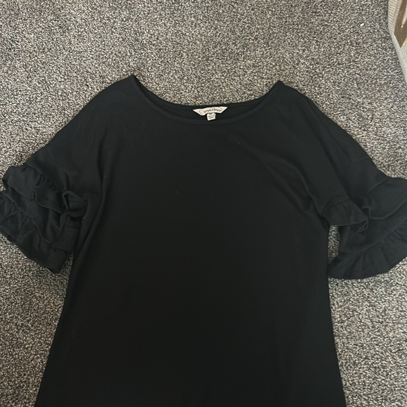 Black Dress - Picture 3 of 3